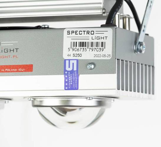 Lampa LED SPECTROLIGHT STARTER 250W SOCZEWKA 120°