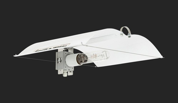 The Original Wings Defender Small White 250-400W 54x38cm